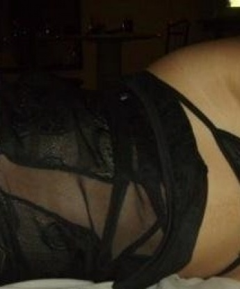 Искусительница с манящими формами и нежными губками ждет встречи с состоятельным джентльменом. Погрузись в атмосферу страсти и разврата вместе со мной, я сделаю твои фантазии явью. 4193, 29 лет